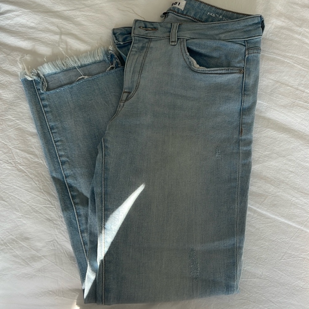 DL1961 Mara Crop Mid Rise Straight Leg- size 27